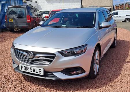VAUXHALL INSIGNIA 2.0 Turbo D BlueInjection SRi Nav